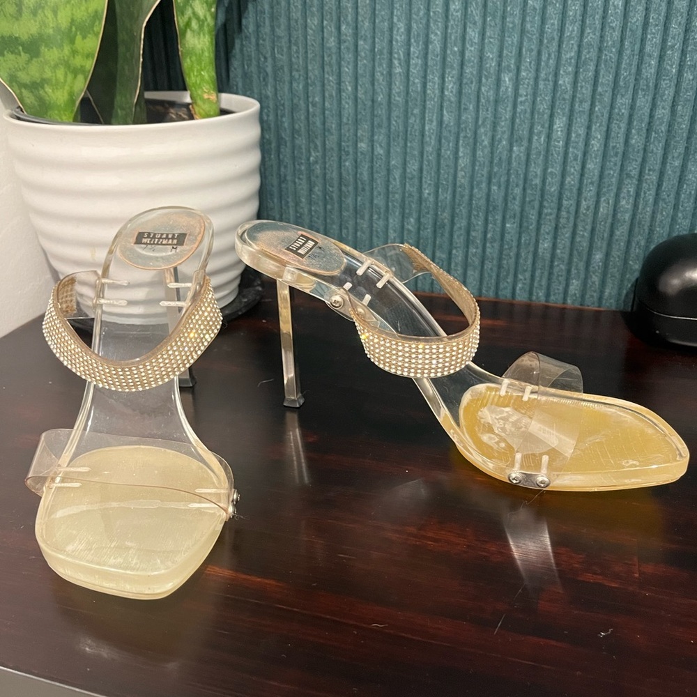 Stuart Weitzman Clear/Rhinestone Pumps